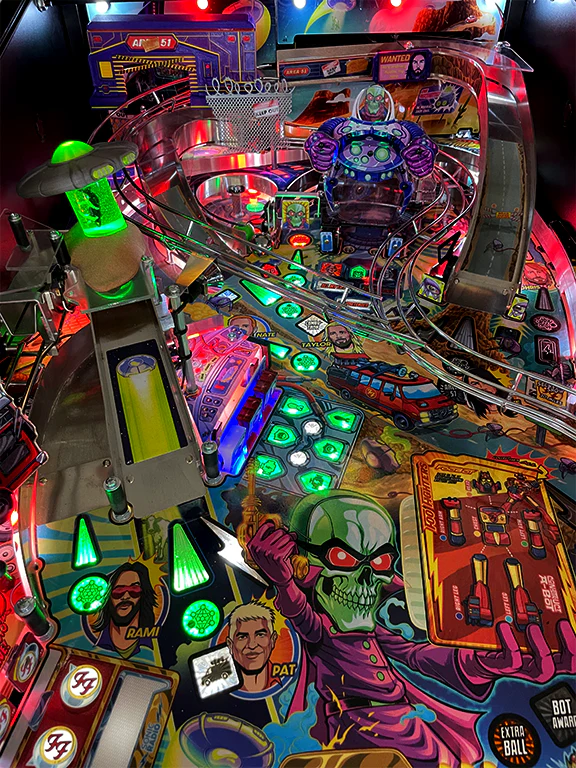 Foo Fighters Pinball UFO Pro - Image 2